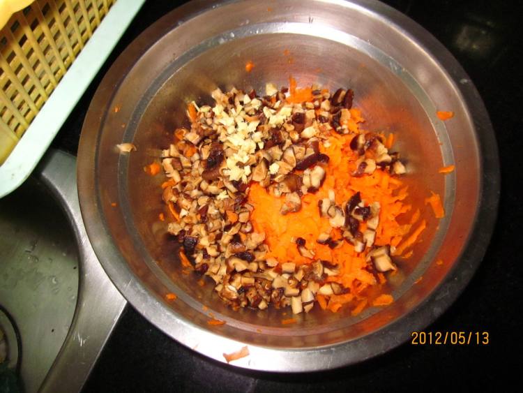 冬菇胡罗卜猪肉包步骤4
