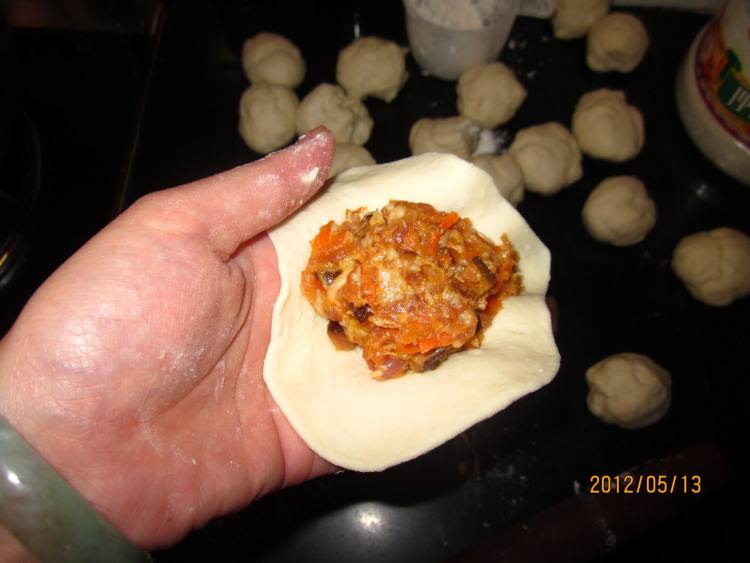 冬菇胡罗卜猪肉包步骤9