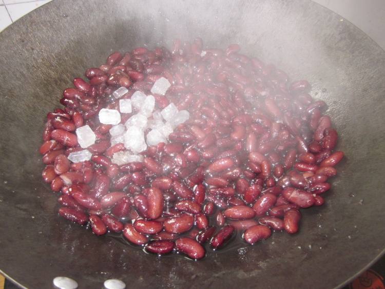 蜜汁芸豆包子步骤9