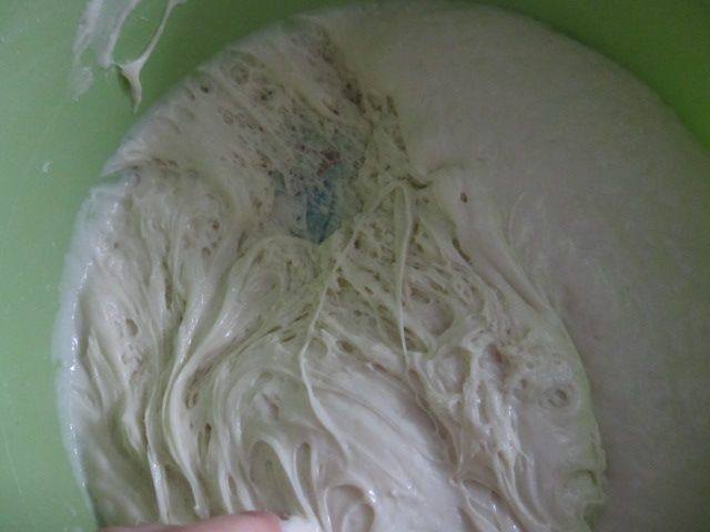西葫芦鸡蛋馅儿的大包步骤1