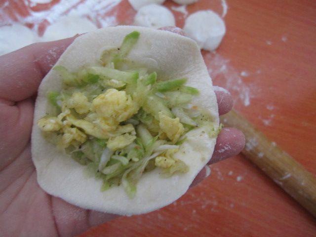 西葫芦鸡蛋馅儿的大包步骤11