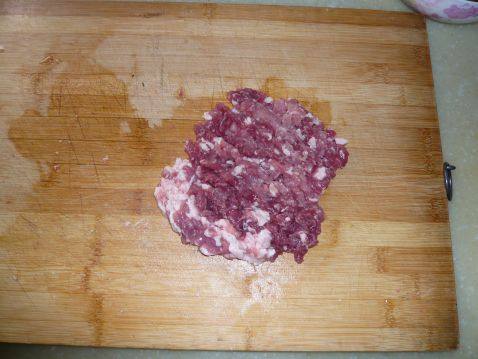 三鲜肉包子步骤2