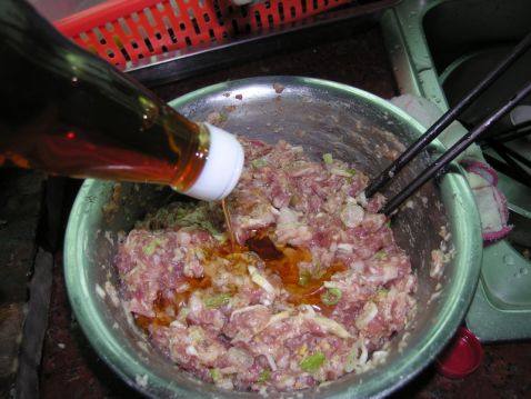 茶树菇肉包步骤6