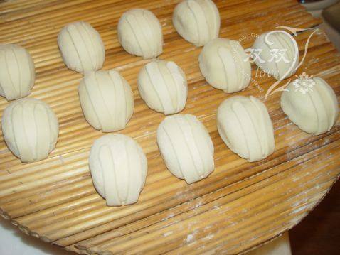 可爱豆沙包步骤10