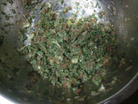 蕨菜猪肉馅包子步骤5