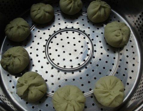 菠菜肉包步骤10