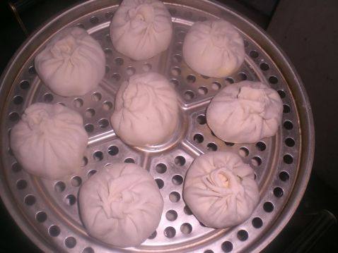大白菜蒜苗大肉包步骤10