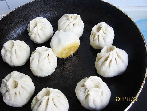 菠菜贝丁鲜肉生煎包步骤9