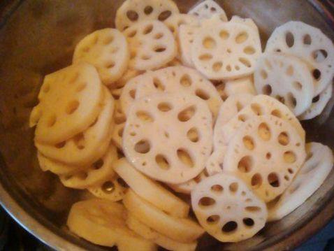莲藕香菇肉蒸包步骤8