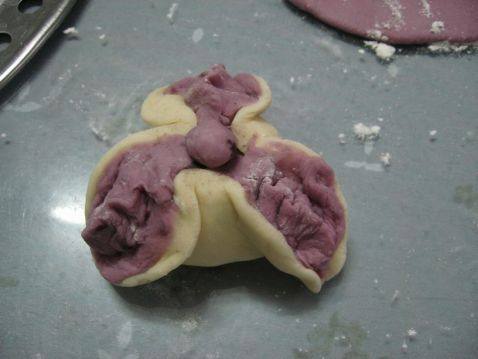 花瓣豆沙包步骤9