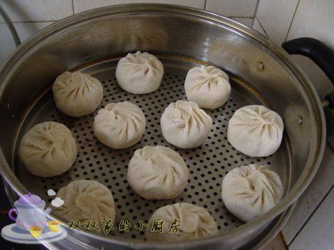 洋葱肉包步骤11