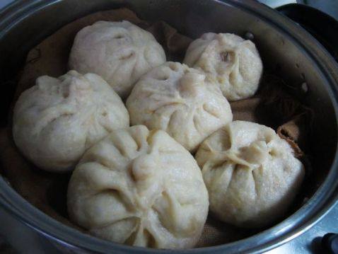 混合面牛肉馅包子和饼步骤11