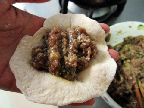 混合面牛肉馅包子和饼步骤9