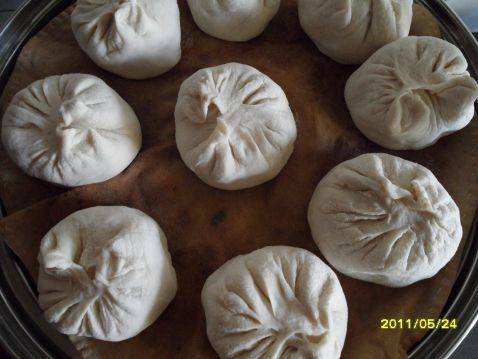 牛肉卷心菜大馅包子新步骤7