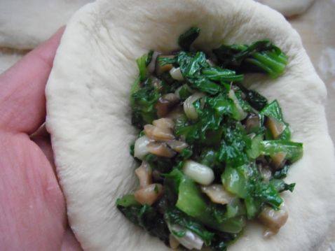 玉米香菇油菜包子步骤13