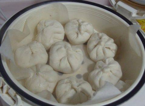 香菇鸡肉蒸包步骤6