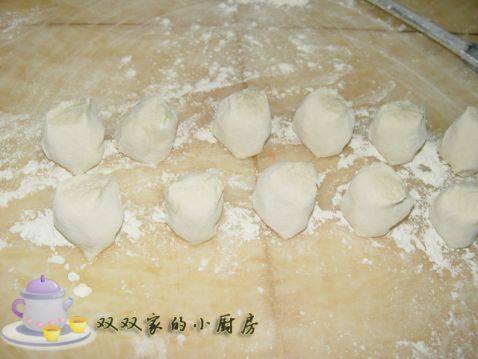 小兔子豆沙包步骤3