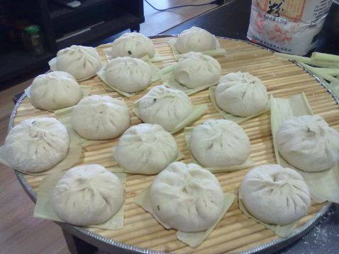 韭菜肉大蒸包步骤7