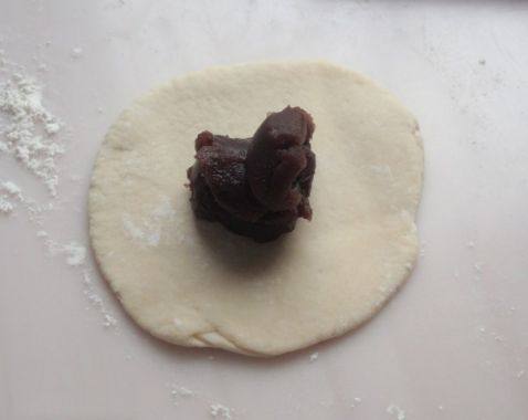 豆沙卷步骤4