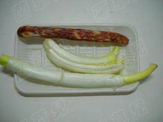 香辣肉肠卷步骤2