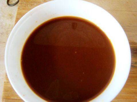 奶香全麦红茶花卷步骤1