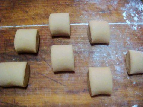 奶香全麦红茶花卷步骤8