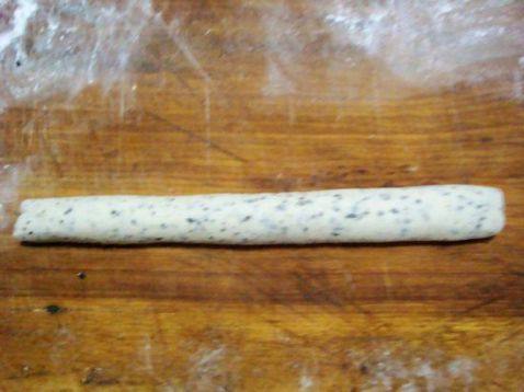 黑芝麻红枣花卷步骤6