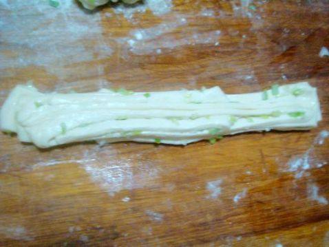 葱花油卷步骤11