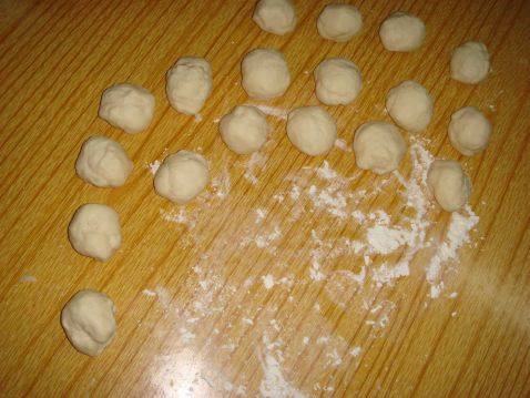 炼奶花卷步骤3