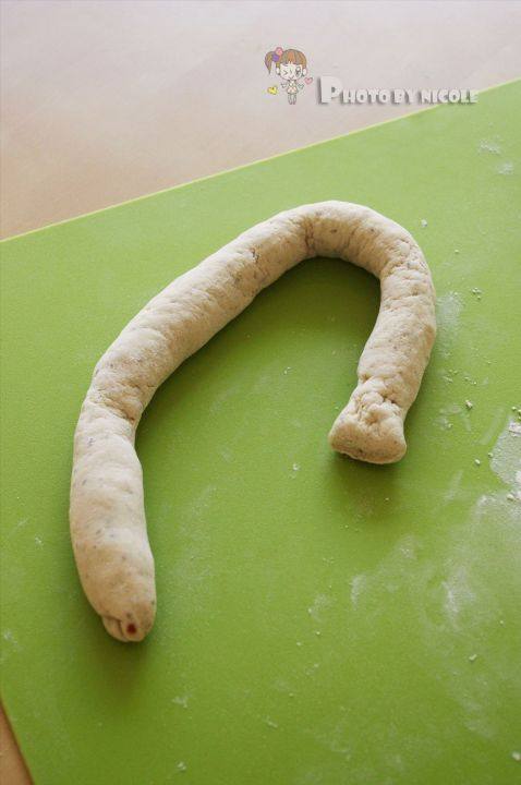 素雅风迷你豆渣玫瑰卷步骤3