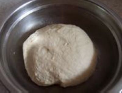 葱香火腿小花卷步骤2