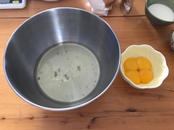 奥利奥咸奶油盒子蛋糕步骤2