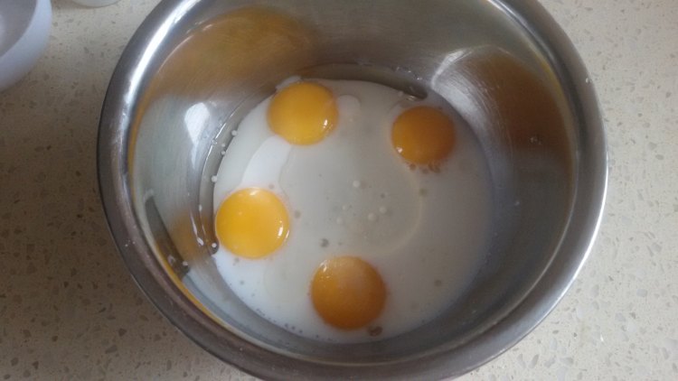 加州提子杯子蛋糕步骤3