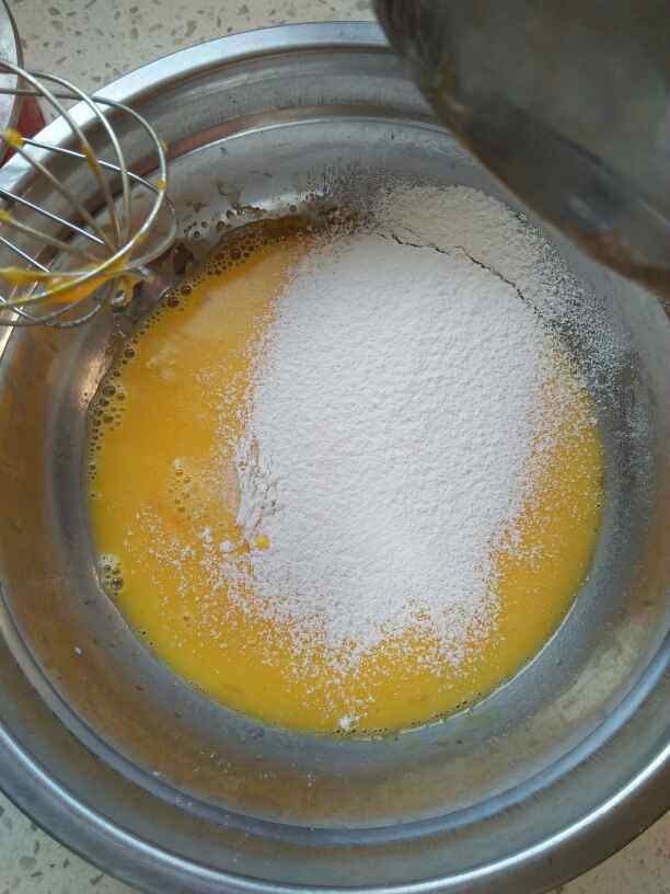 奶油草莓蛋糕卷步骤6