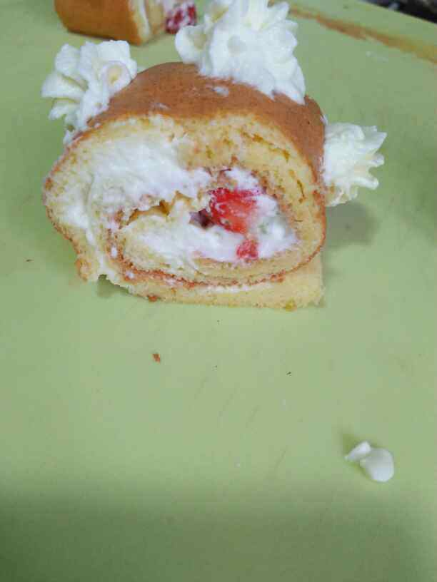 奶油草莓蛋糕卷步骤18