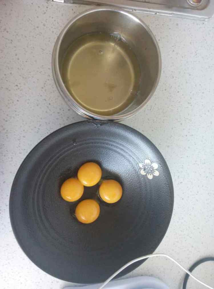 蛋糕卷步骤1