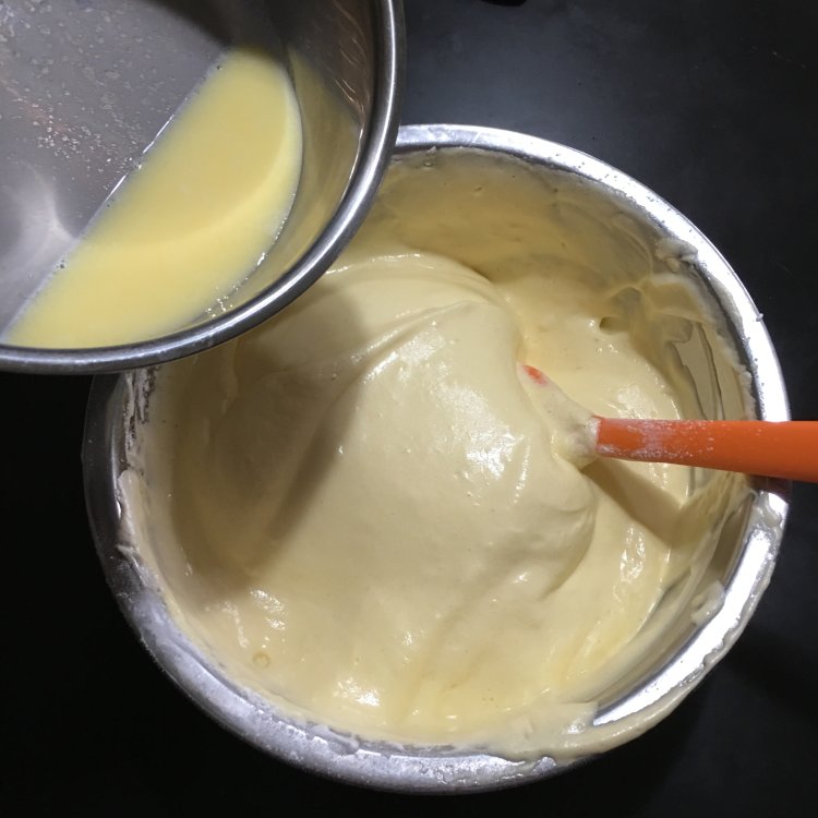 蔓越莓奶冻蛋糕卷步骤5