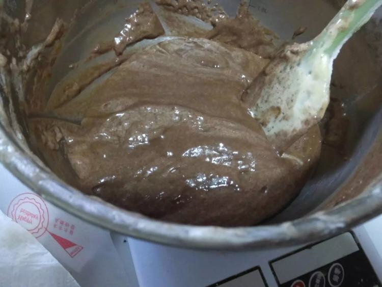 可爱奶牛蛋糕杯步骤9