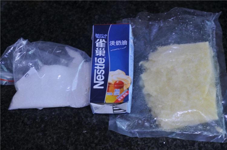 西瓜蛋糕卷步骤3