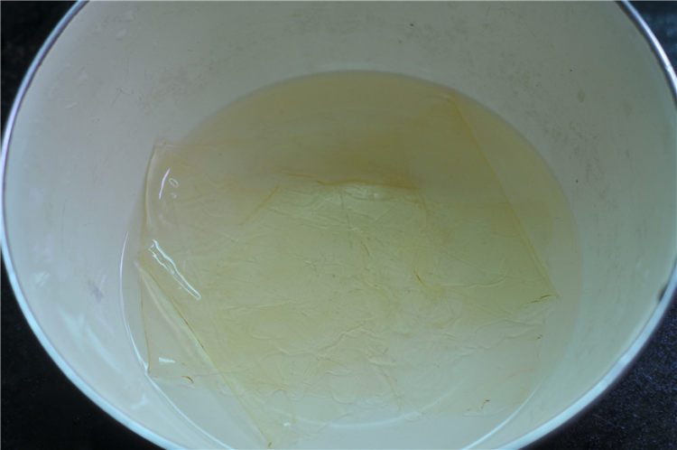 西瓜蛋糕卷步骤6