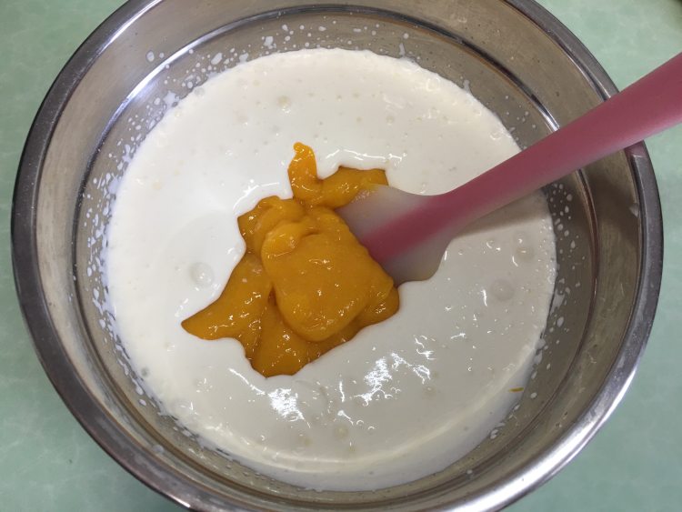 8寸芒果慕斯蛋糕步骤9