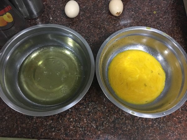 斑马酸奶蛋糕步骤1