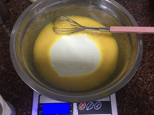 斑马酸奶蛋糕步骤4