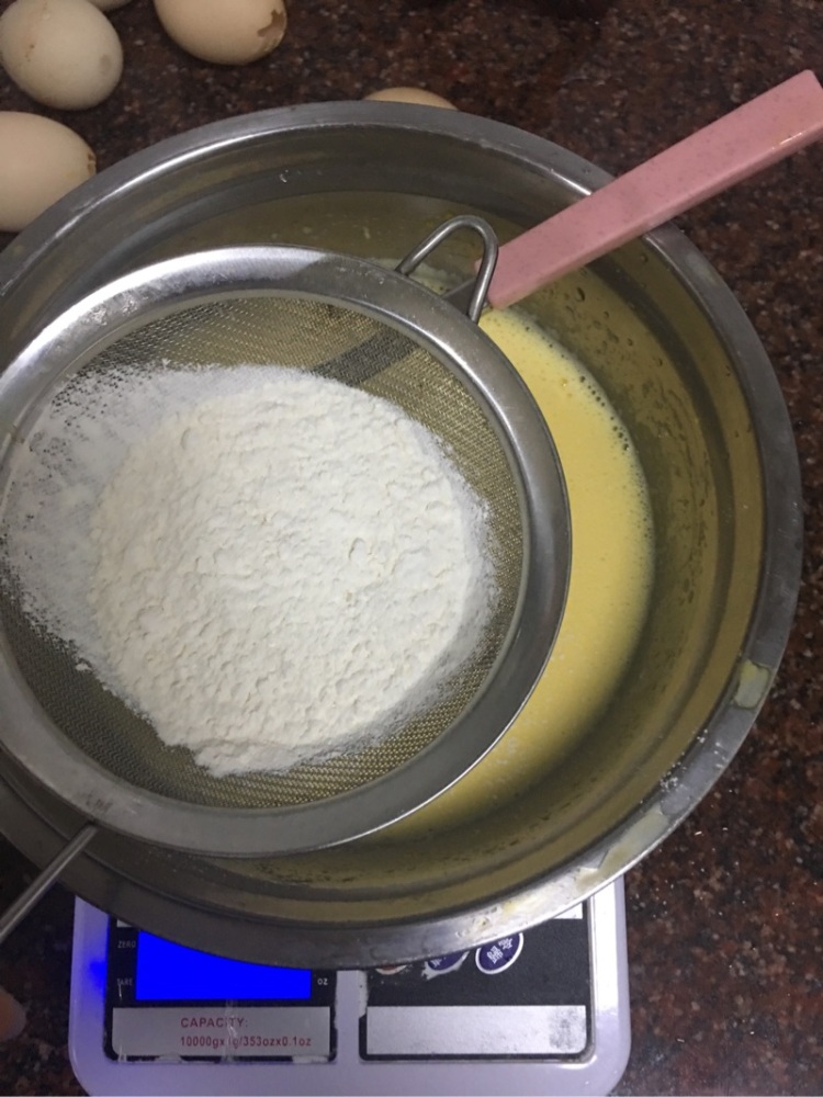 斑马酸奶蛋糕步骤5