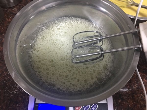 斑马酸奶蛋糕步骤6