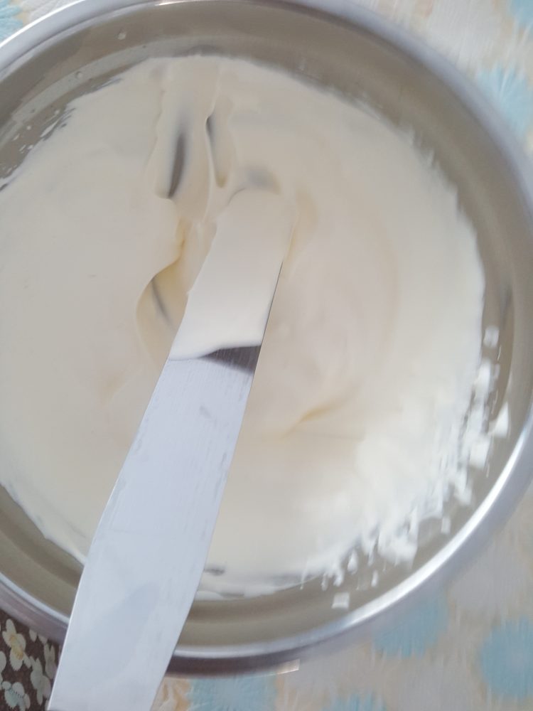 佩奇生日蛋糕步骤2