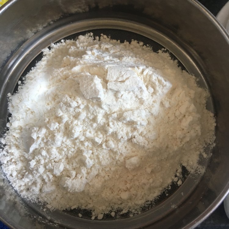 芒果抹茶千层蛋糕步骤1