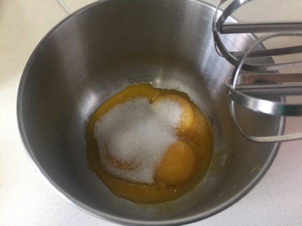 虎皮蛋糕卷步骤1