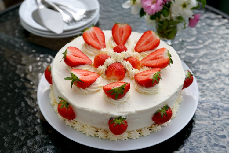 草莓奶油蛋糕步骤11