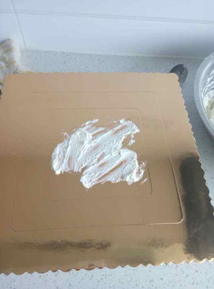 淋面奶油蛋糕步骤4